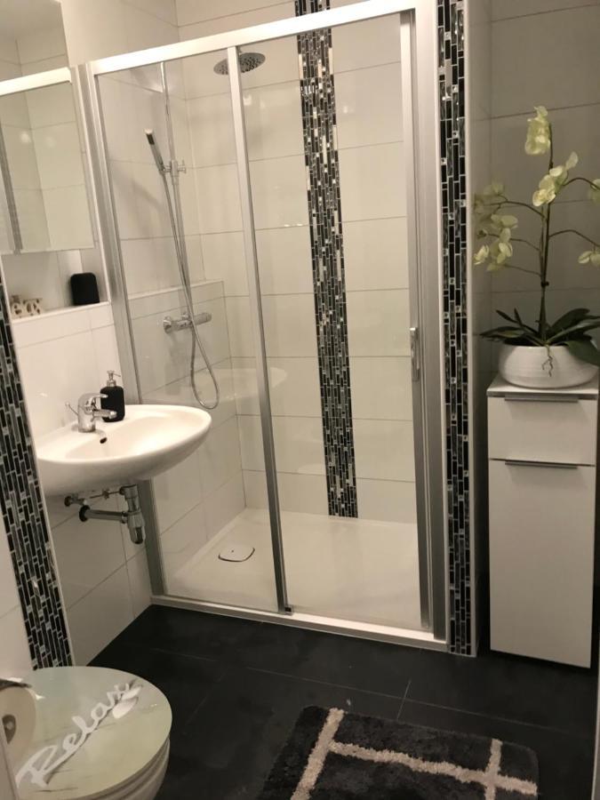 Ferienwohnung Viktoria 고타 외부 사진
